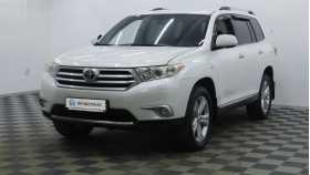 Toyota Highlander 2010 г.в.