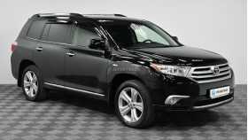 Toyota Highlander 2011 г.в.