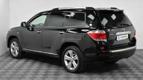 Toyota Highlander 2011 г.в.