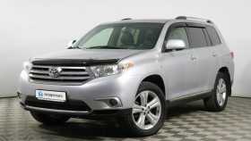 Toyota Highlander 2012 г.в.