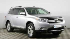 Toyota Highlander 2012 г.в.