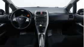 Toyota Auris 2009 г.в.