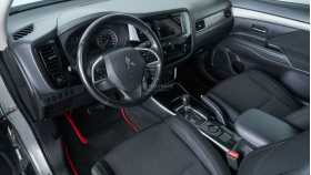Mitsubishi Outlander 2015 г.в.