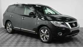 Nissan Pathfinder 2015 г.в.