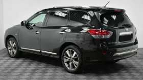 Nissan Pathfinder 2015 г.в.