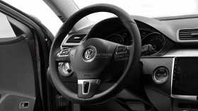 Volkswagen Passat 2011 г.в.