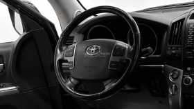 Toyota Land Cruiser 2010 г.в.