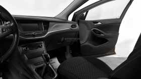 Opel Astra 2016 г.в.