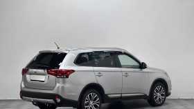 Mitsubishi Outlander 2015 г.в.