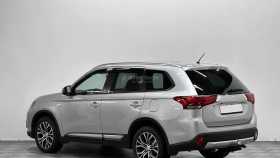 Mitsubishi Outlander 2015 г.в.
