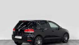 Volkswagen Golf 2010 г.в.