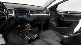 Volkswagen Touareg 2015 г.в.