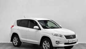 Toyota RAV4 2011 г.в.