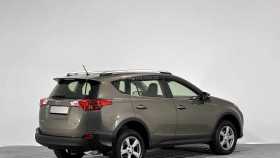 Toyota RAV4 2015 г.в.