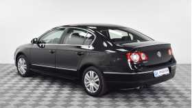 Volkswagen Passat 2010 г.в.