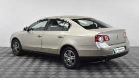 Volkswagen Passat 2010 г.в.