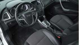 Opel Astra 2013 г.в.