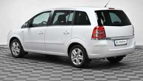 Opel Zafira 2010 г.в.