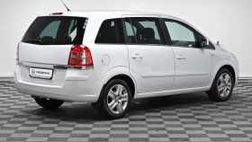 Opel Zafira 2010 г.в.