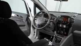Opel Zafira 2010 г.в.