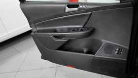 Volkswagen Passat 2010 г.в.