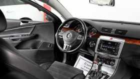 Volkswagen Passat 2010 г.в.