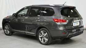 Nissan Pathfinder 2015 г.в.