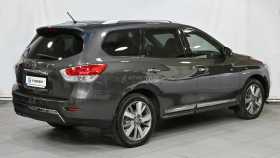 Nissan Pathfinder 2015 г.в.