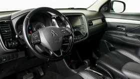 Mitsubishi Outlander 2016 г.в.