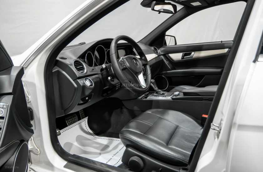 Mercedes-Benz C-Класс