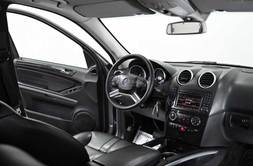 Mercedes-Benz M-Класс