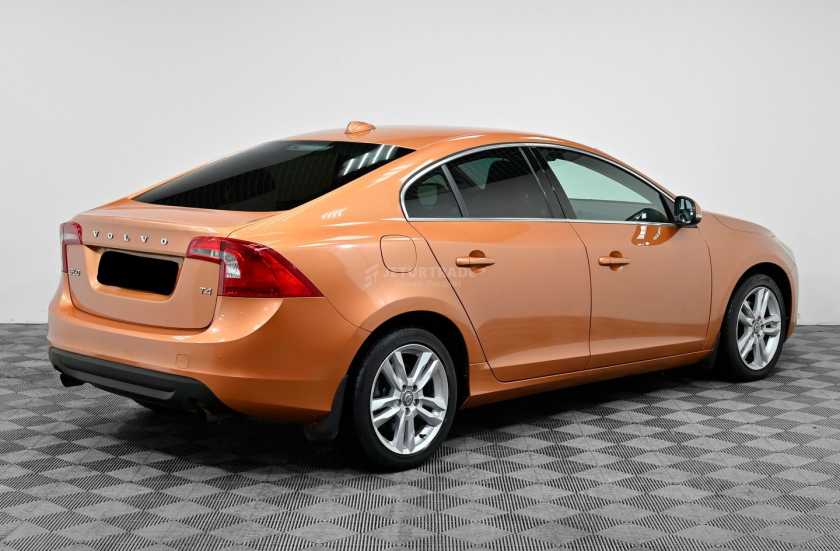 Volvo S60