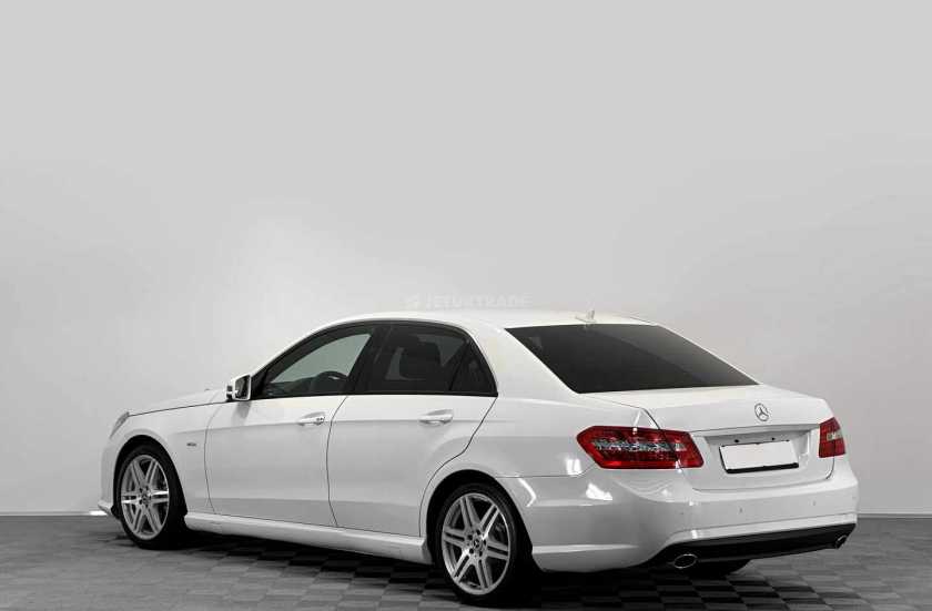 Mercedes-Benz E-Класс