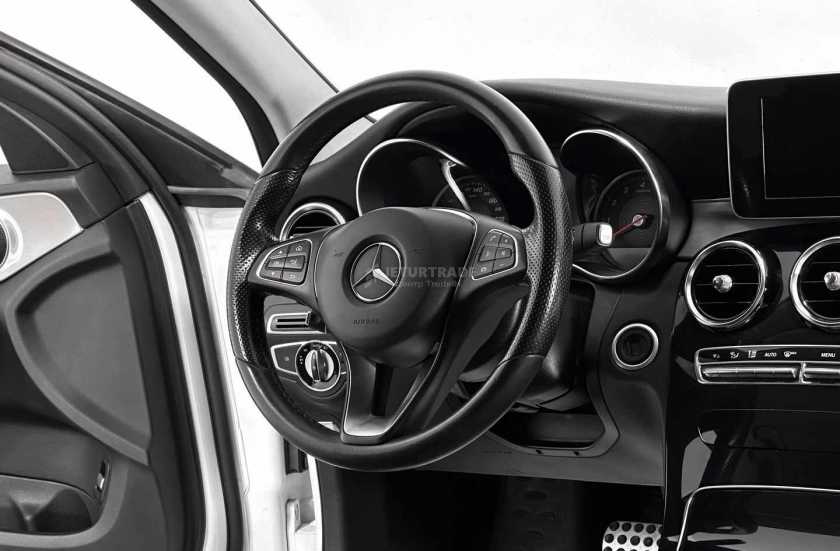 Mercedes-Benz C-Класс