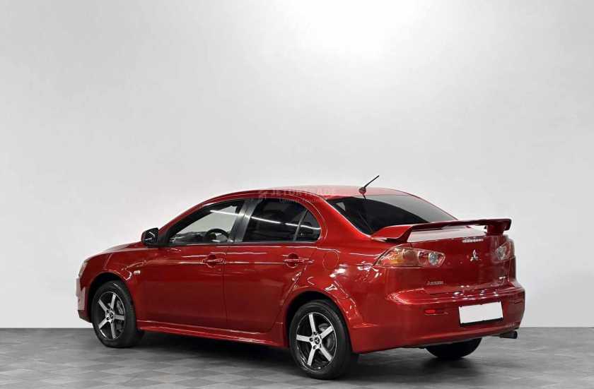 Mitsubishi Lancer
