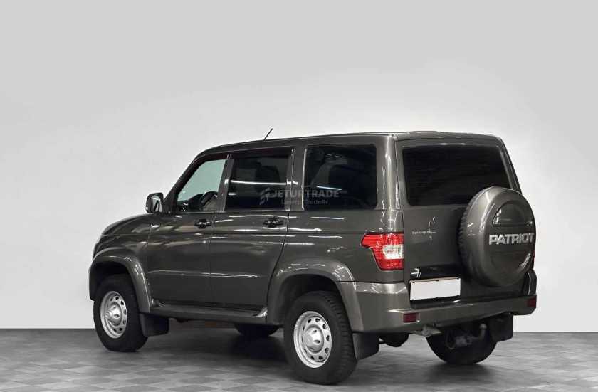 УАЗ Patriot