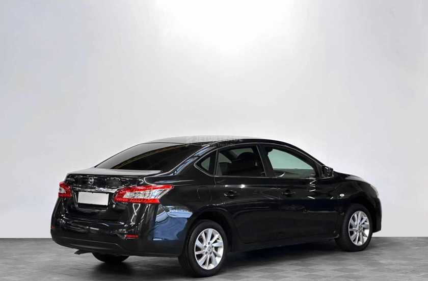 Nissan Sentra