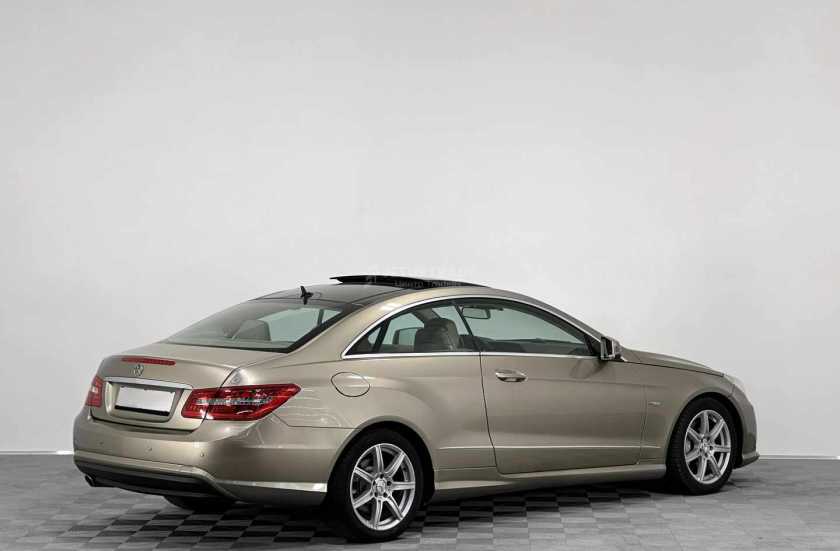 Mercedes-Benz E-Класс