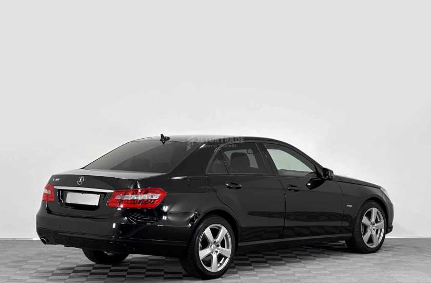 Mercedes-Benz E-Класс