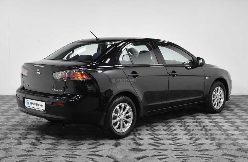 Mitsubishi Lancer