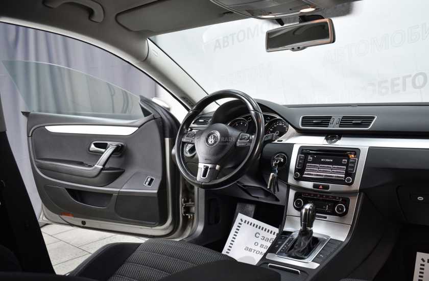 Volkswagen Passat CC