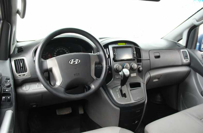 Hyundai Grand Starex